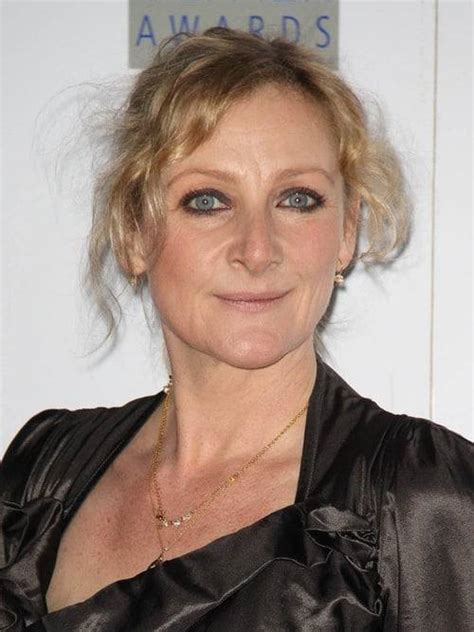 lesley sharp age and biography